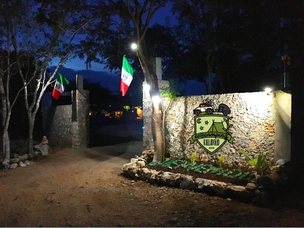 ואיאדוליד Eco Camping Valladolid מראה חיצוני תמונה